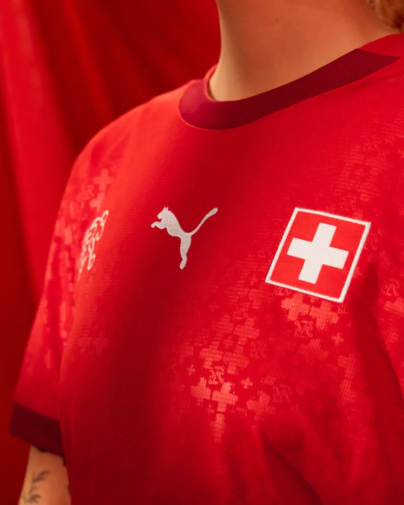Así son las camisetas de Suiza para la Eurocopa Femenina 2025