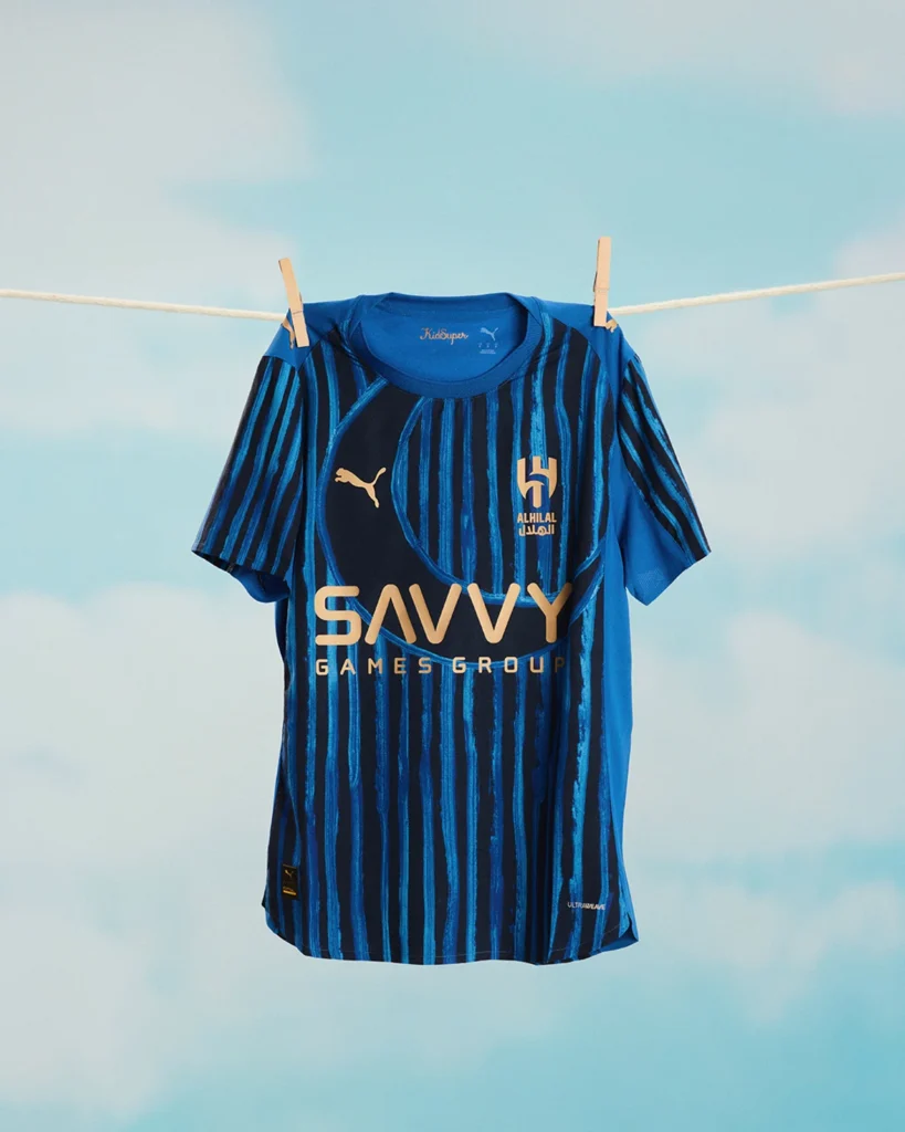 Al-Hilal presenta una camiseta con guiño a la media luna para el Mundial de Clubes