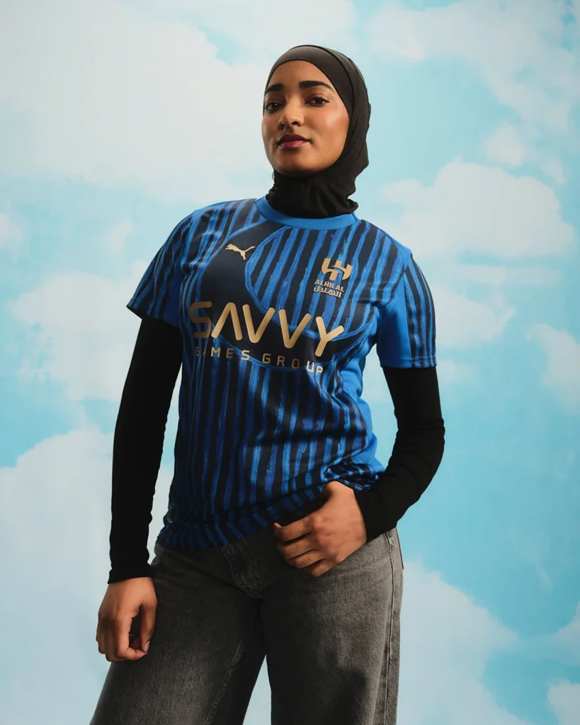 Al-Hilal presenta una camiseta con guiño a la media luna para el Mundial de Clubes