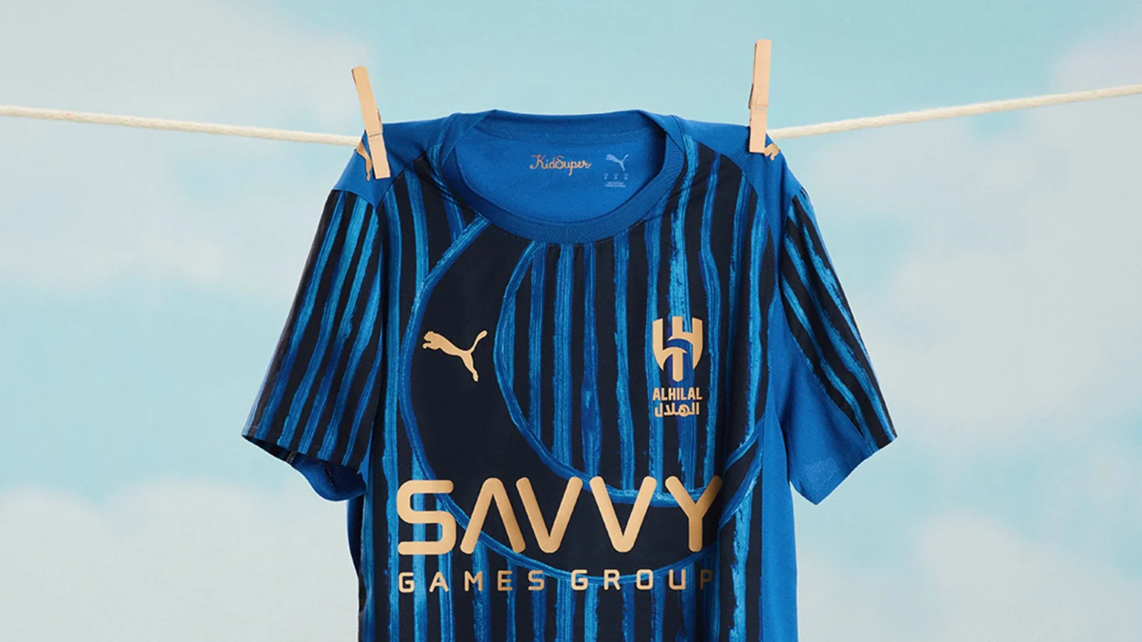 Al-Hilal presenta una camiseta con guiño a la media luna para el Mundial de Clubes