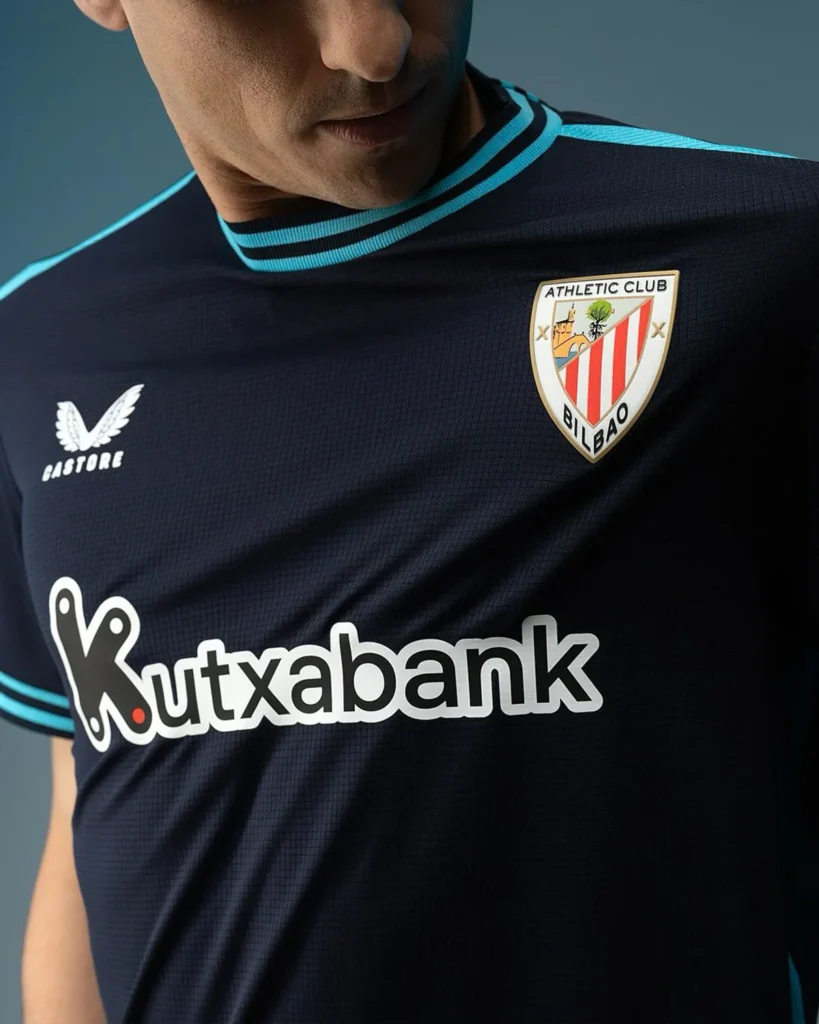 El Athletic Club rinde homenaje a la ofrenda floral a Pichichi en sus camisetas 2025-2026