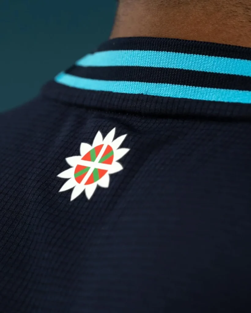 El Athletic Club rinde homenaje a la ofrenda floral a Pichichi en sus camisetas 2025-2026