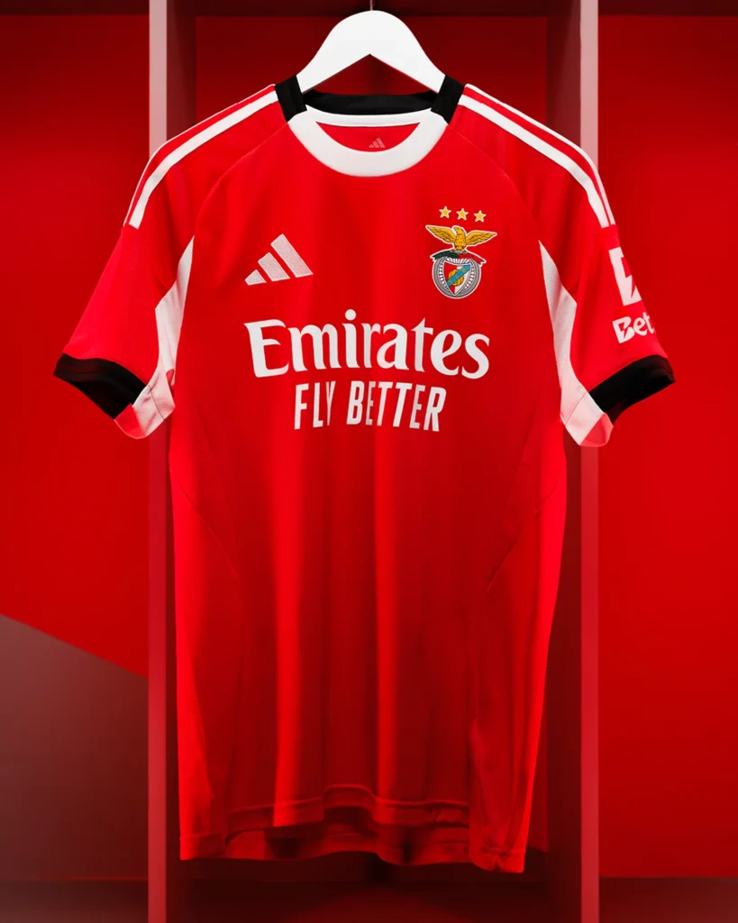 Benfica presenta sus camisetas 2025-2026 inspiradas en el ADN del club y el fútbol callejero