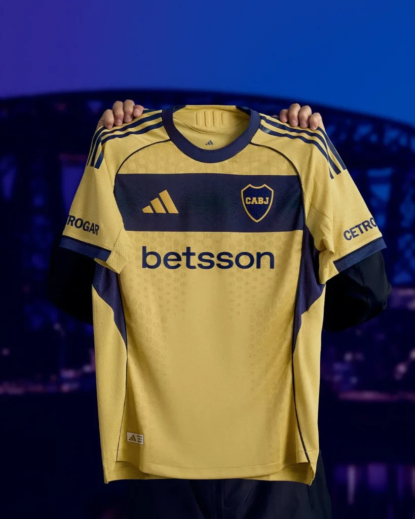 Boca Juniors viste sus camisetas 2025-2026 con el sello de los 120 años