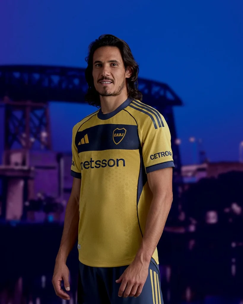 Boca Juniors viste sus camisetas 2025-2026 con el sello de los 120 años