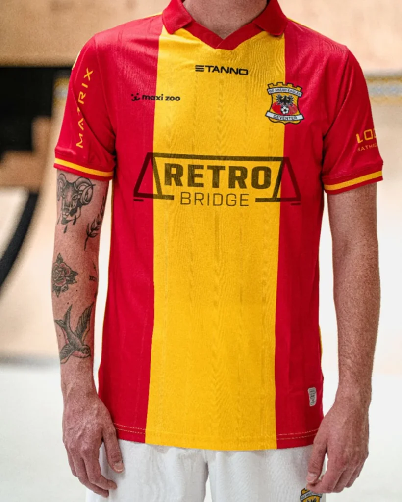 Estas son las camisetas del Go Ahead Eagles 2025-2026: tradición, jacquard y el águila dorada