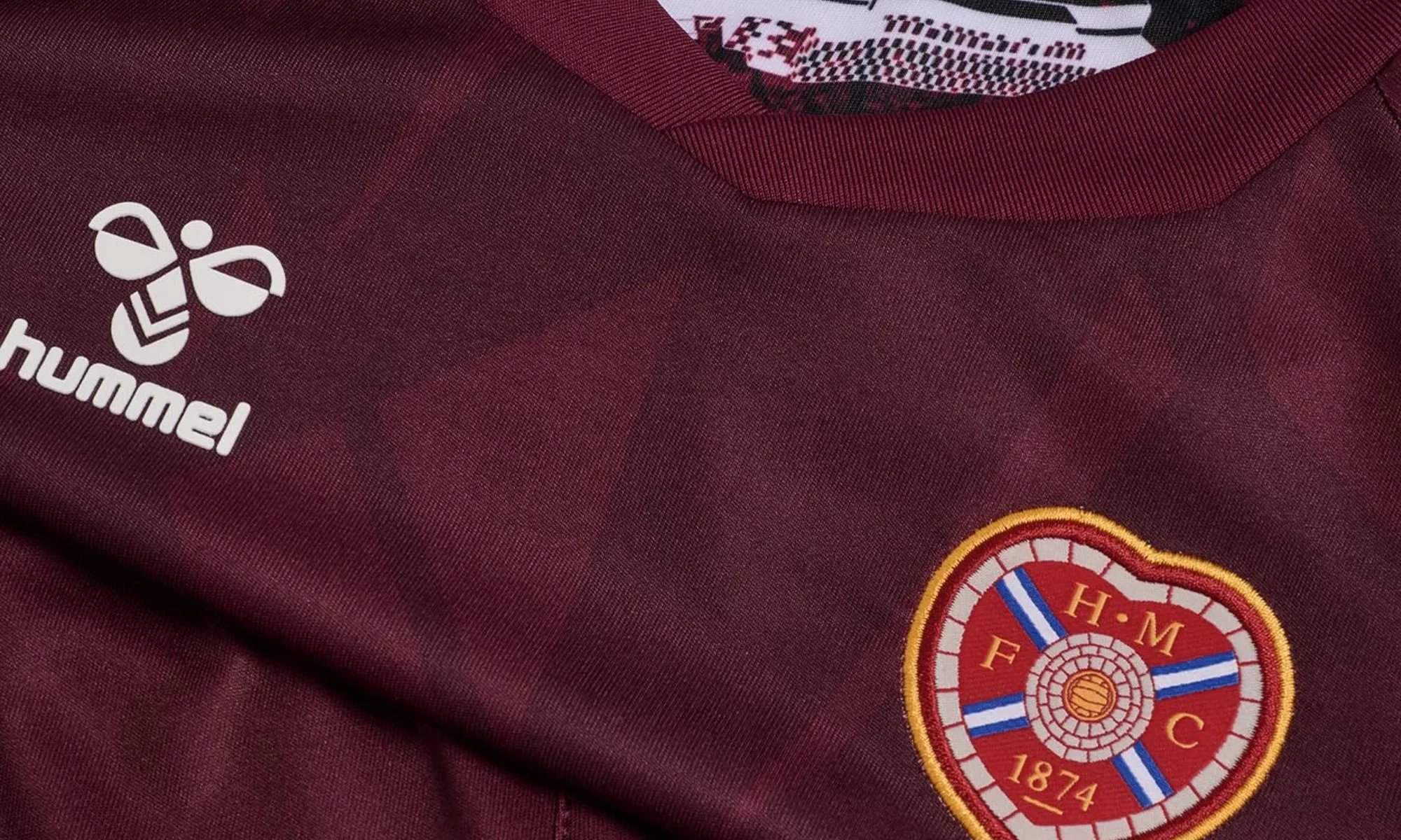 Estas son las camisetas del Heart of Midlothian 2025-2026 de Hummel