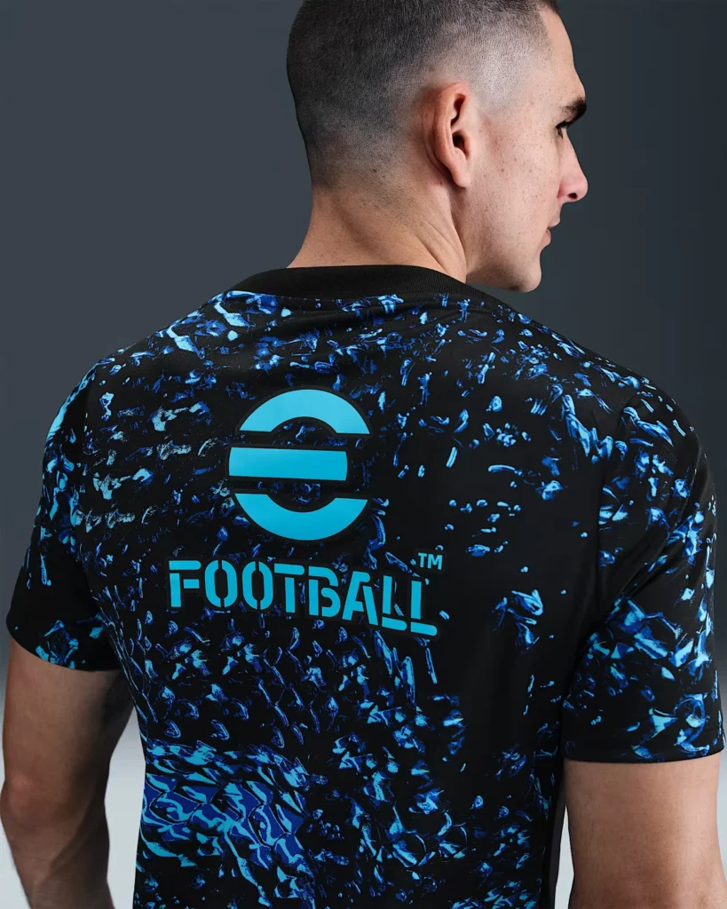La camiseta de calentamiento del Inter de Milán 2025-2026 luce piel de serpiente
