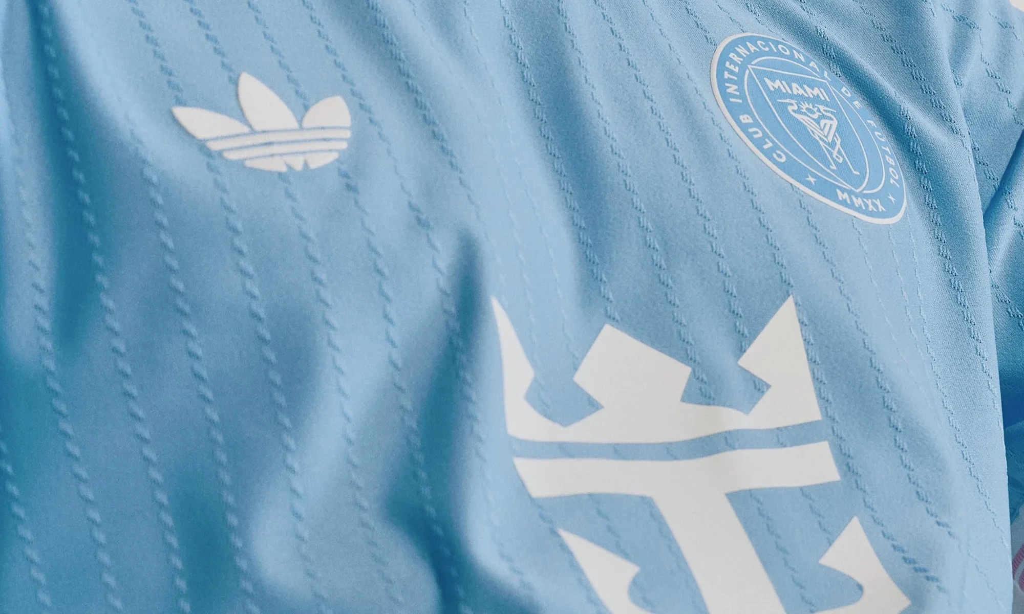 La tercera camiseta del Inter Miami 2025-2026 apuesta por una fresca paleta de pasteles