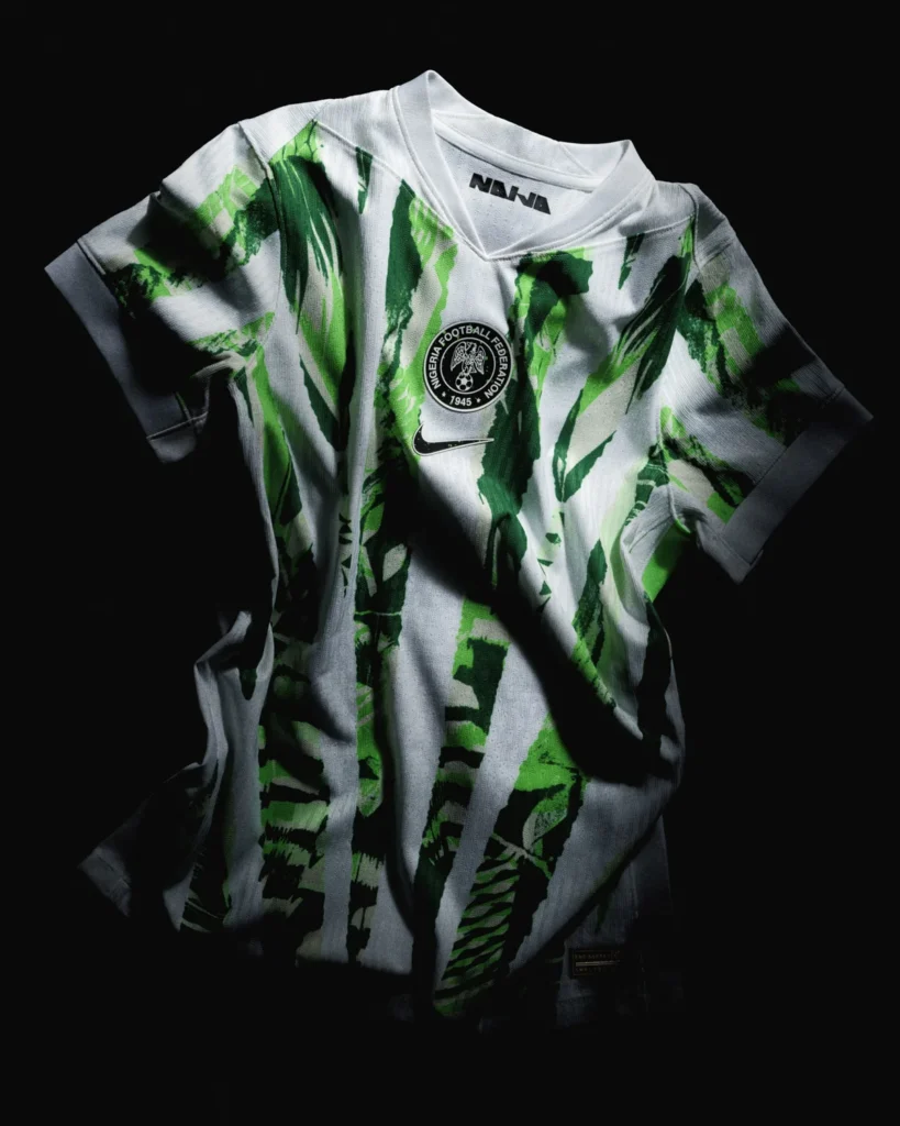 Nigeria femenina presenta sus camisetas 2025-2026 inspiradas en las noches de Lagos y sus mercados