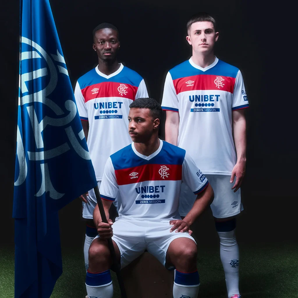 Rangers FC presenta sus camisetas 2025-2026 de la mano de Umbro