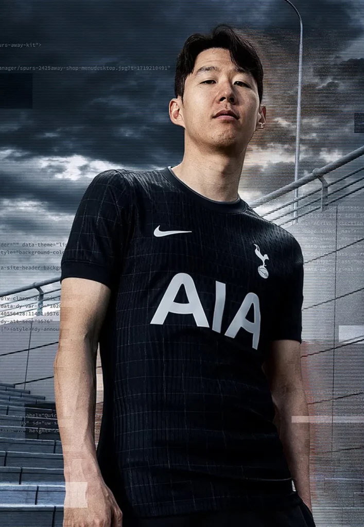 El Tottenham se viste de negro y estrena una camiseta visitante de aire futurista