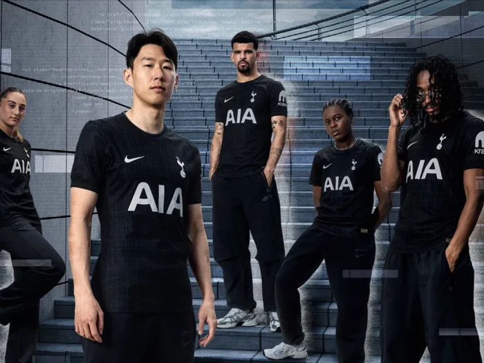 El Tottenham se viste de negro y estrena una camiseta visitante de aire futurista