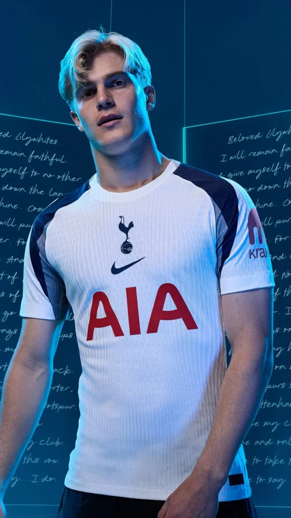 La camiseta local del Tottenham Hotspur 2025-2026 mira hacia el futuro