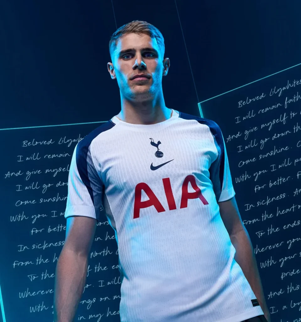 La camiseta local del Tottenham Hotspur 2025-2026 mira hacia el futuro