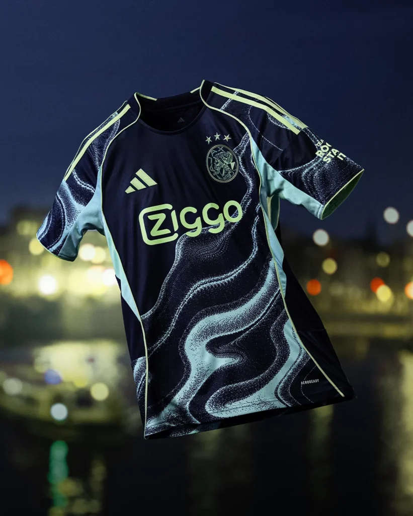 Segunda camiseta del Ajax 2025-2026: homenaje a Ámsterdam y a su cantera