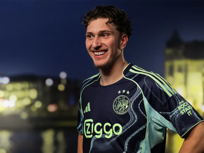 Segunda camiseta del Ajax 2025-2026: homenaje a Ámsterdam y a su cantera