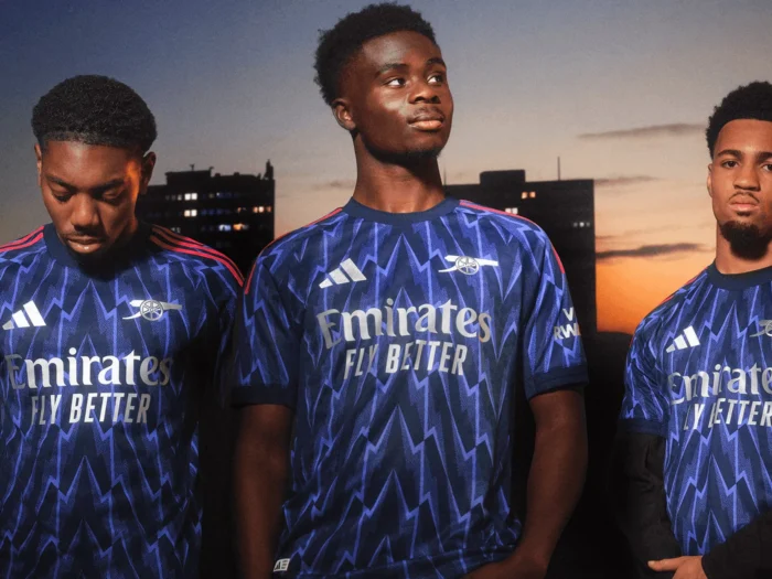 Arsenal presenta su camiseta visitante 2025-2026, un viaje a los rayos de los años 90