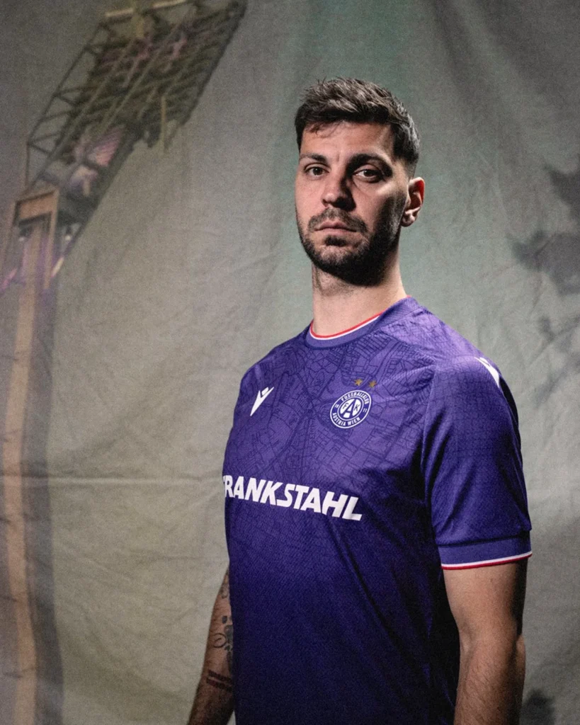 Austria de Viena presenta sus camisetas 2025-2026 con el mapa de la ciudad