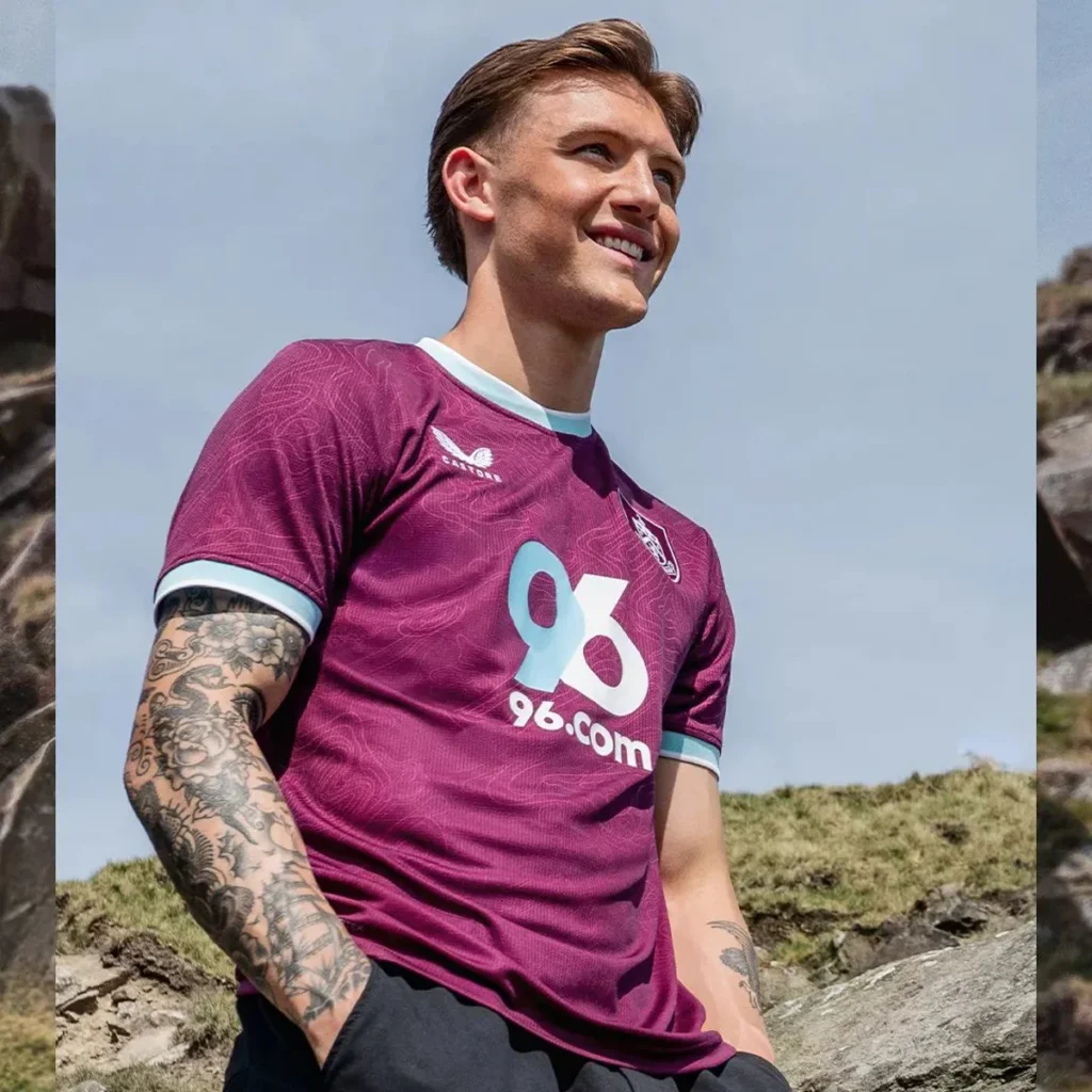 Burnley FC presenta su camiseta 2025-2026, inspirada en el paisaje de Lancashire