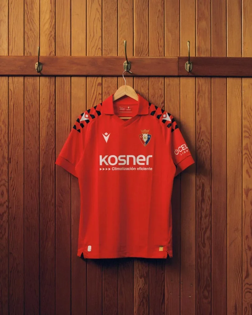 Las camisetas del CA Osasuna 2025-2026 miran a los años ochenta