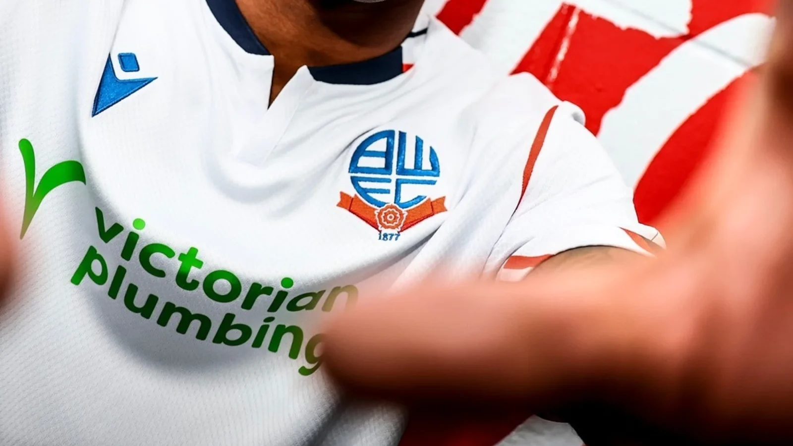 Estas son las camisetas del Bolton Wanderers 2025-2026