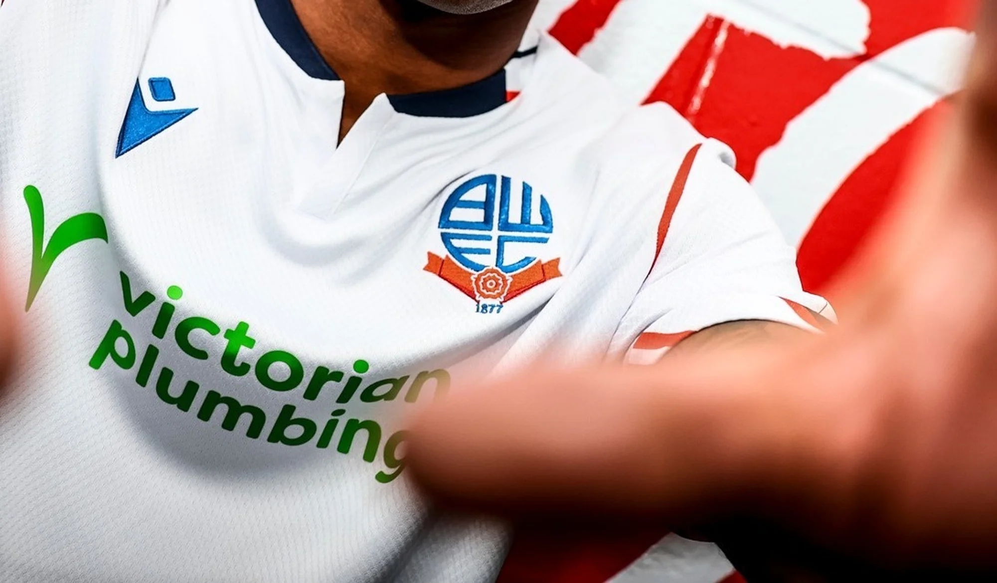 Estas son las camisetas del Bolton Wanderers 2025-2026
