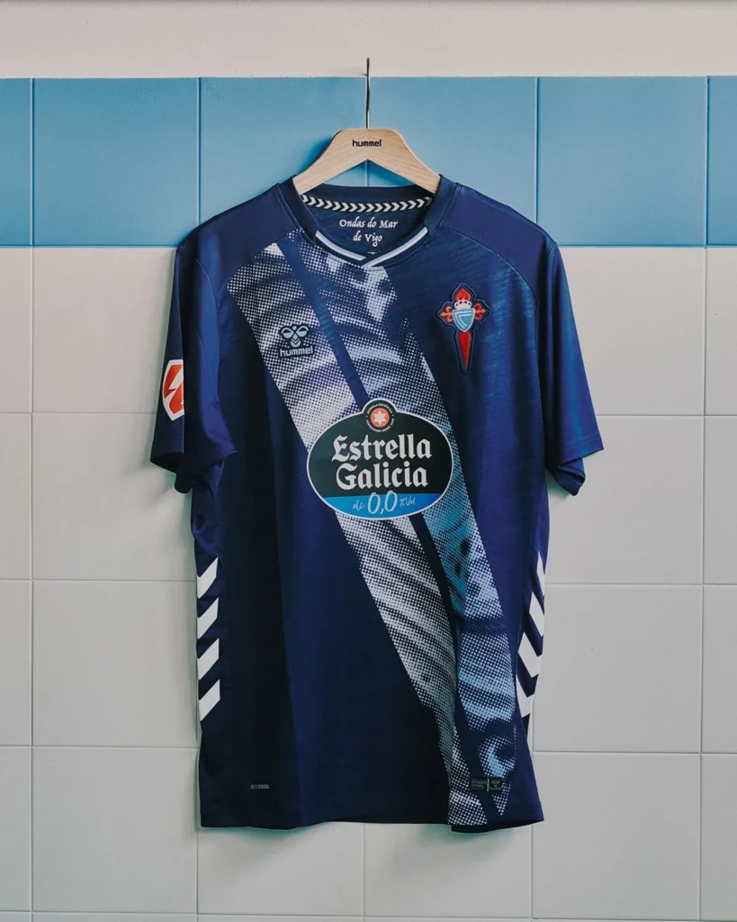 El Celta de Vigo mira a los años 2000 y a Galicia en sus camisetas 2025-2026