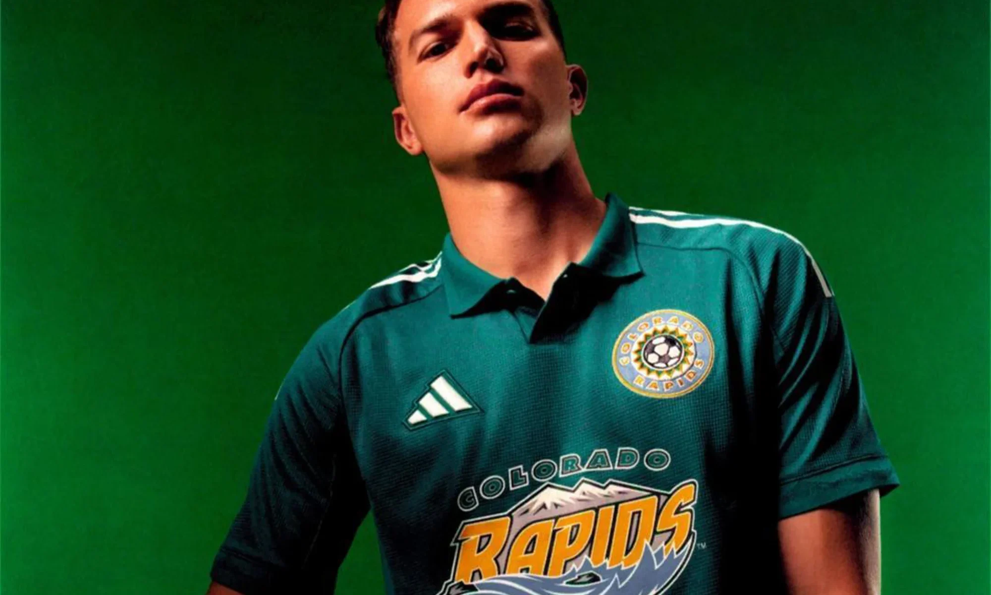 Colorado Rapids presenta su tercera camiseta 2025-2026, inspirada en la de 1996