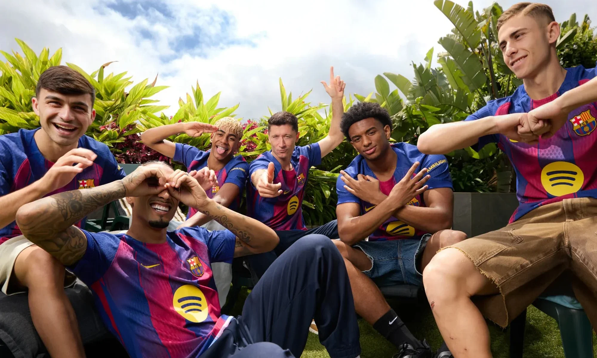 La camiseta local del FC Barcelona 2025-2026 estrena franjas blaugrana con degradado