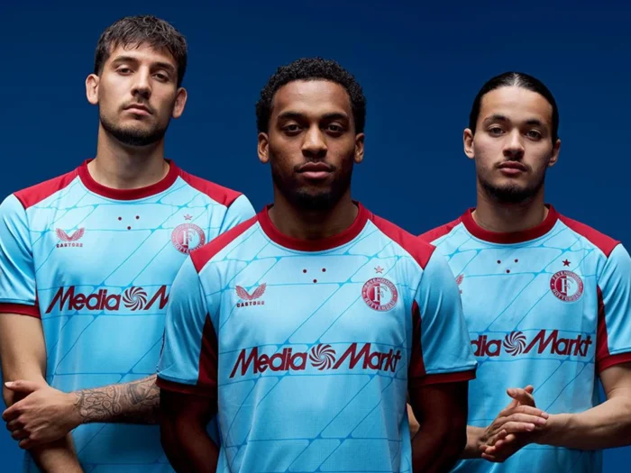 Feyenoord rinde homenaje a su primera camiseta con la tercera equipación 2025-2026