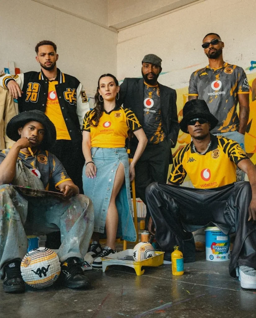 Kaizer Chiefs presenta sus camisetas 2025-2026: un homenaje a Sudáfrica