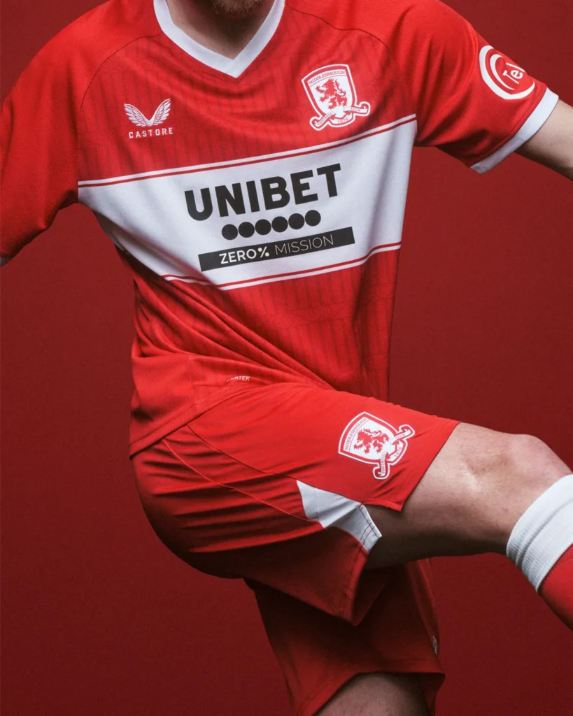 Middlesbrough estrena Castore en 2025-2026: homenaje al Riverside y a la temporada 1995-1996
