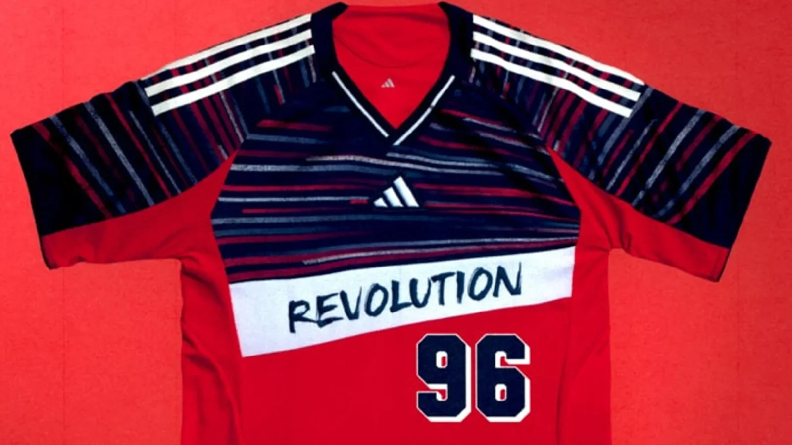 New England Revolution presenta su tercera camiseta 2025-2026, inspirada en la de 1996
