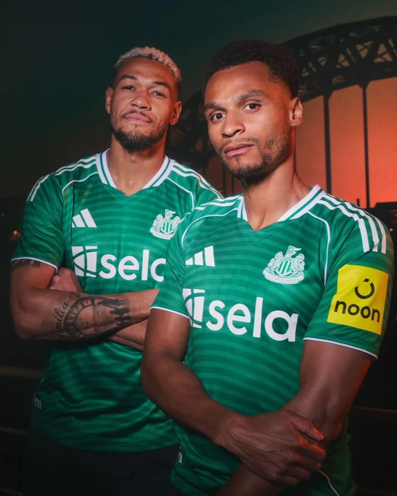 Newcastle United presenta su segunda camiseta 2025-2026, inspirada en el Tyne Bridge