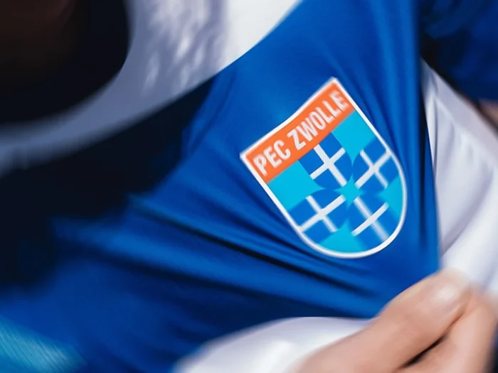 PEC Zwolle presenta su camiseta 2025-2026 con todos los colores del escudo