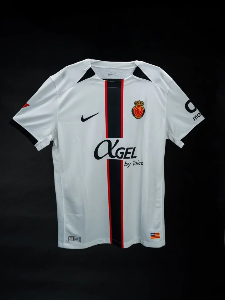 Así son las camisetas del RCD Mallorca 2025-2026 firmadas por Nike