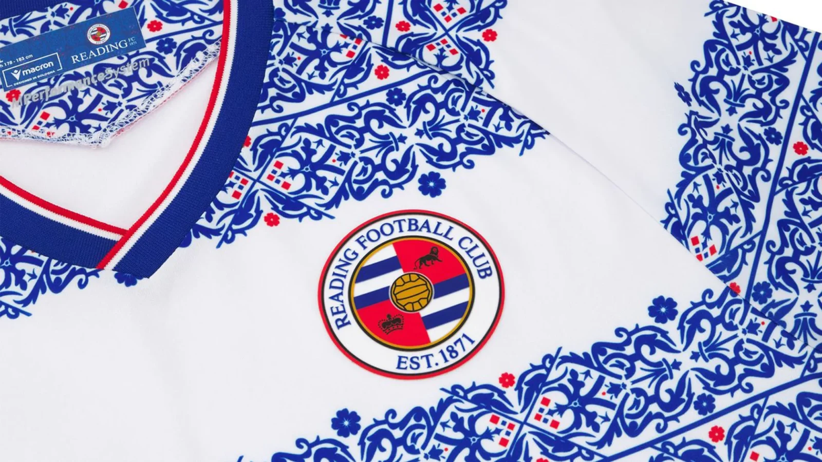 Reading FC 2025-2026: camisetas de Macron con latas de galletas y el Ayuntamiento como inspiración