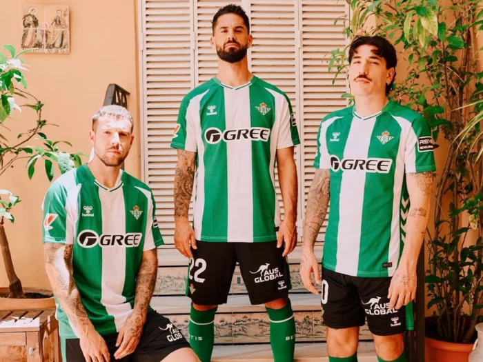 El Real Betis vuelve al verdiblanco puro en sus camisetas 2025-2026