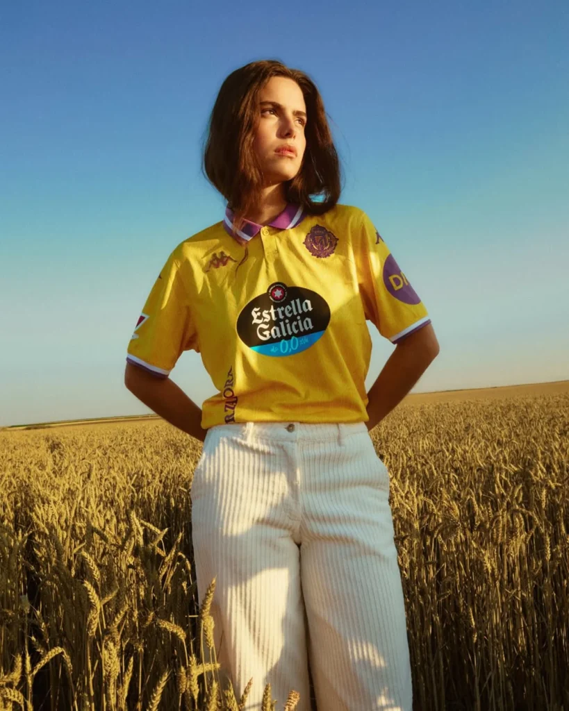 Real Valladolid presenta sus camisetas 2025-2026 con homenaje a la temporada 1999-2000 y al trigo castellano