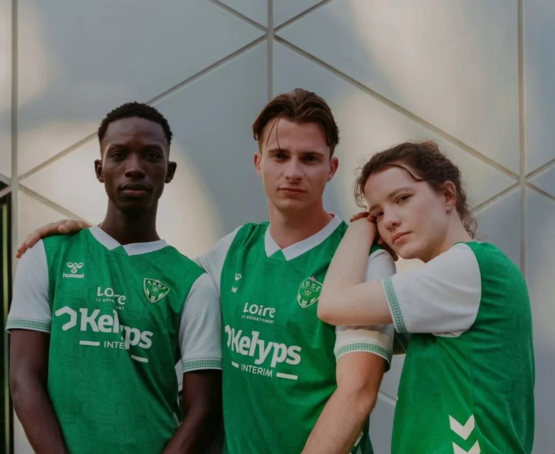 Saint-Étienne presenta sus camisetas 2025-2026: orgullo de futuro y de pasado