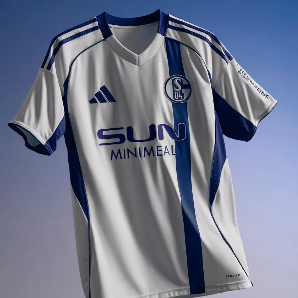 Así son las camisetas del Schalke 04 2025-2026: tres equipaciones de adidas con aire noventero