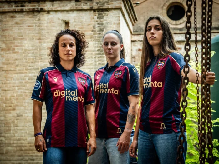 Las camisetas del UD Levante 2025-2026 rinden homenaje a Vallejo y al mar