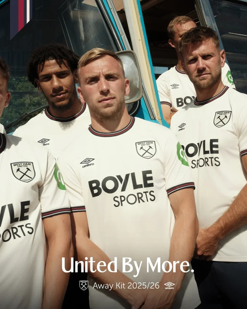 West Ham United presenta sus camisetas 2025-2026 bajo el lema "United By More"