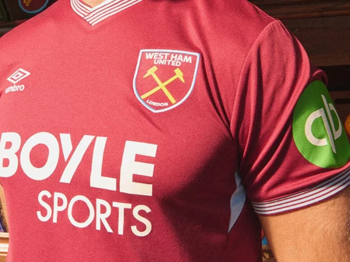 West Ham United presenta sus camisetas 2025-2026 bajo el lema «United By More»