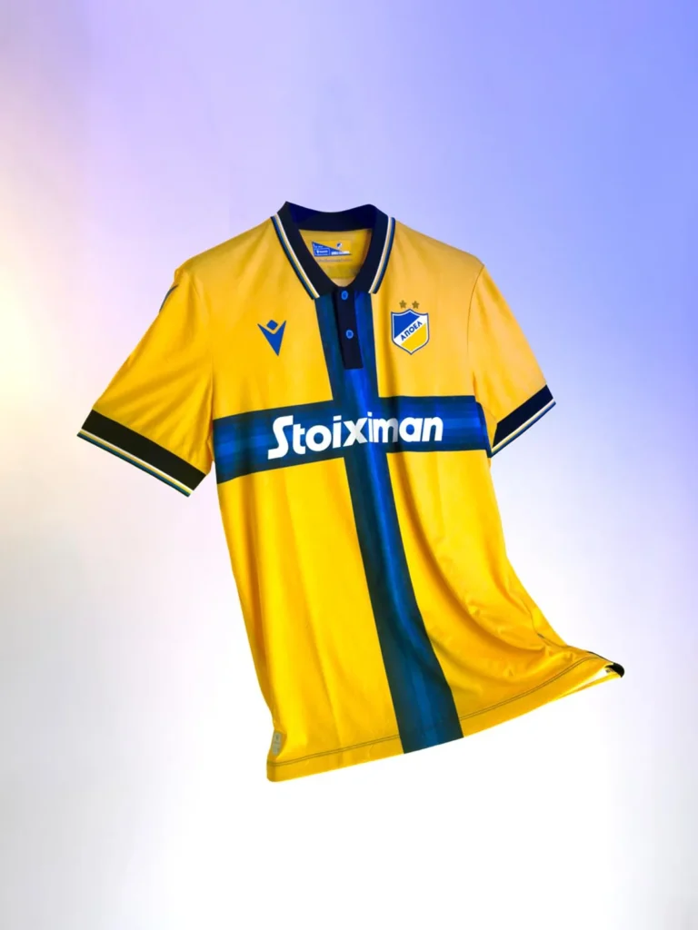 Así es la camiseta del APOEL Nicosia 2025-2026, con el amarillo y azul de siempre