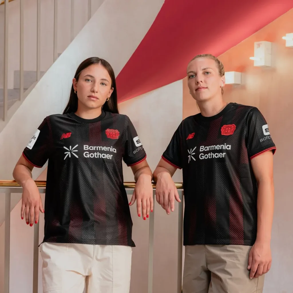 Así son las camisetas del Bayer Leverkusen 2025-2026 de New Balance
