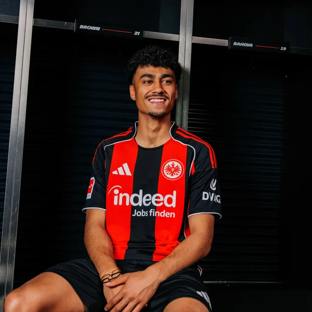 Eintracht Frankfurt estrena camisetas 2025-2026 de adidas: nueva etapa tras once años con Nike
