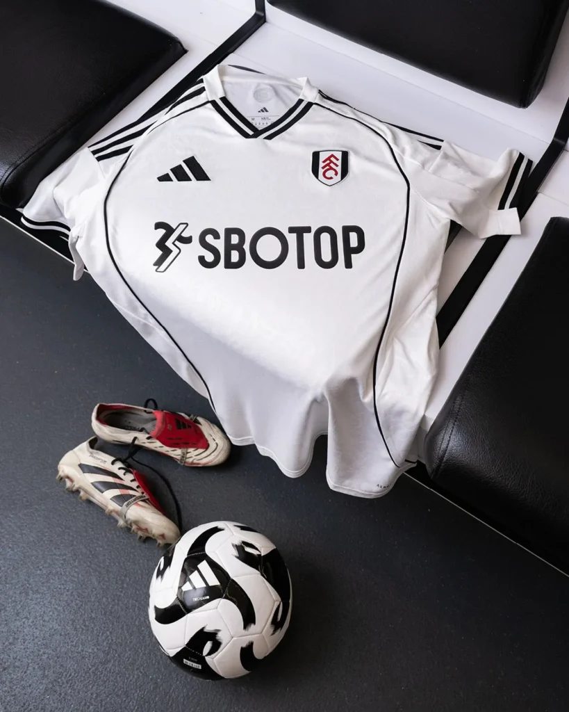 Fulham 2025-2026: homenaje a Craven Cottage, un clásico retro verde eléctrico y elegancia en negro y oro