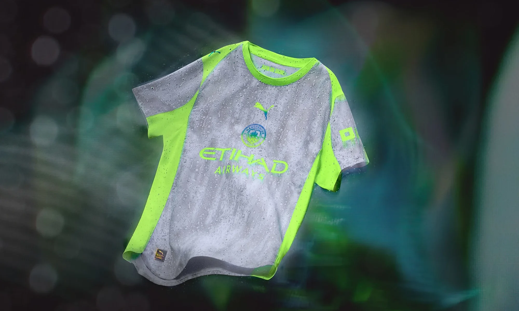 La tercera camiseta del Manchester City 2025-2026 se inspira en la lluvia británica